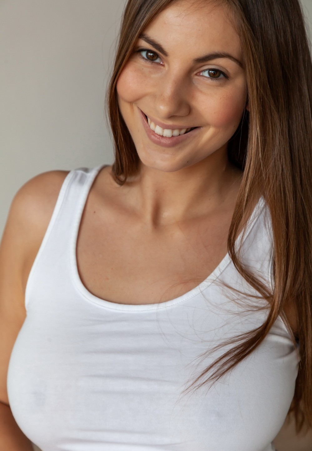 Braless Girls (21 pics)