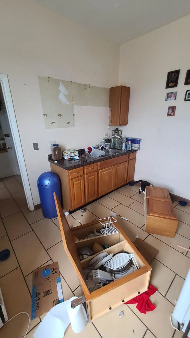 Bad Days Happen (17 pics)