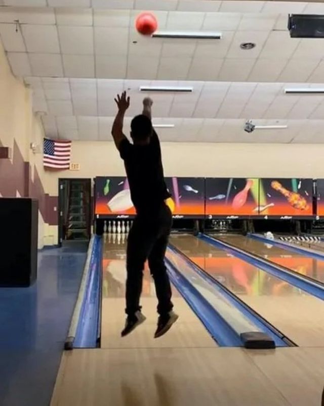 What Is Going On Here? (29 pics)