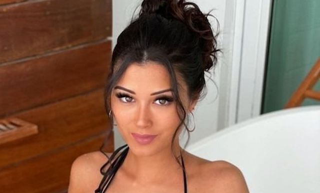Cute Girls (25 pics)