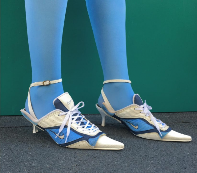 Strange Fashion (17 pics)