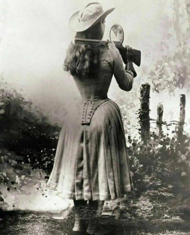 Interesting Historical Photos (25 pics)