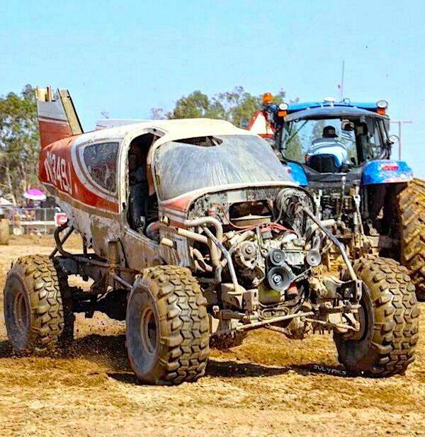 What's Wrong With These Cars? (17 pics)