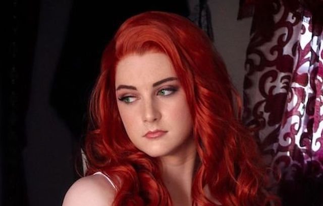 Girls In Halloween Costumes (24 pics)