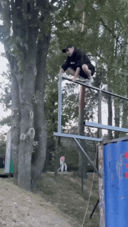 Acid GIFs, October 20 (25 gifs)