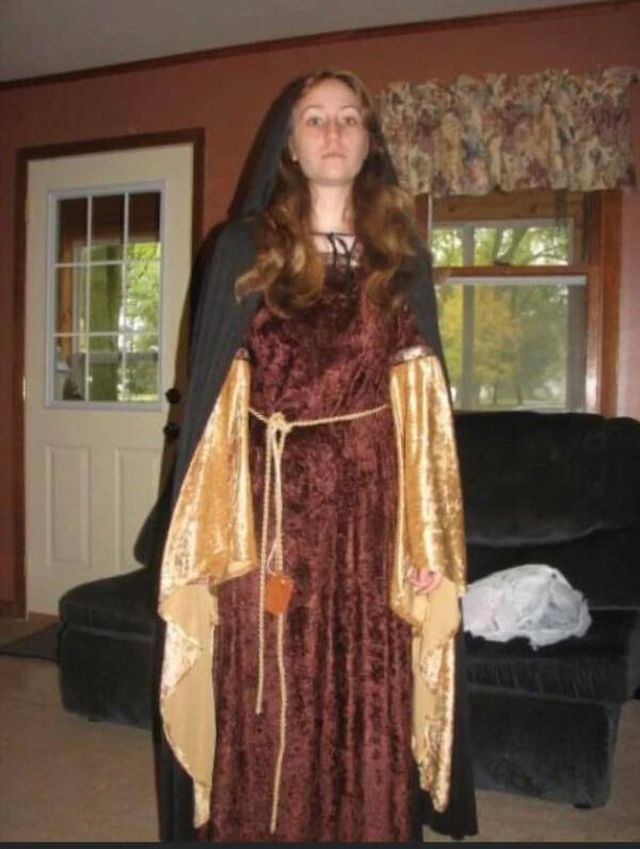 People Share Their Awkward Photos From The Past (17 pics)