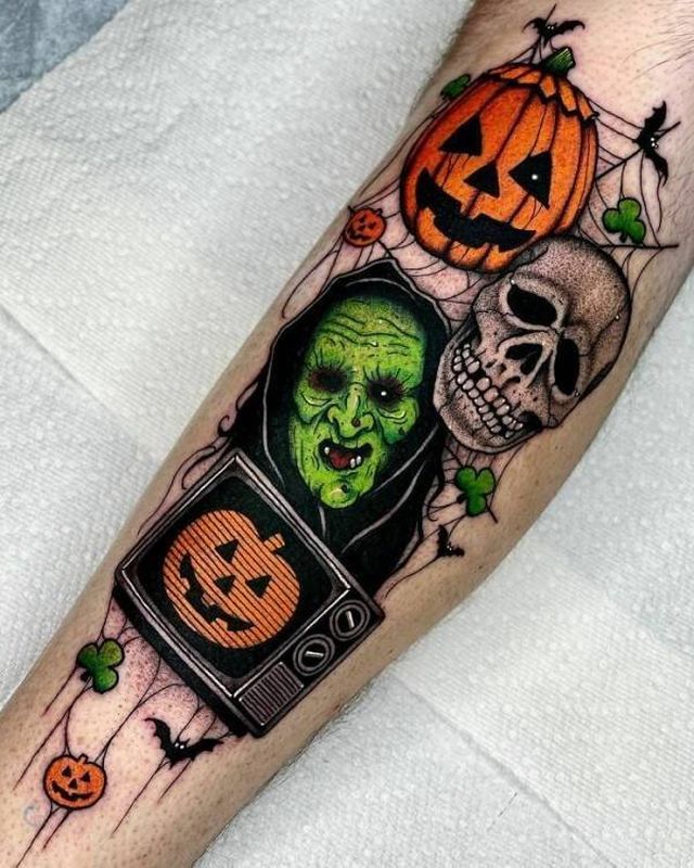 Halloween Themed Tattoos (25 pics)