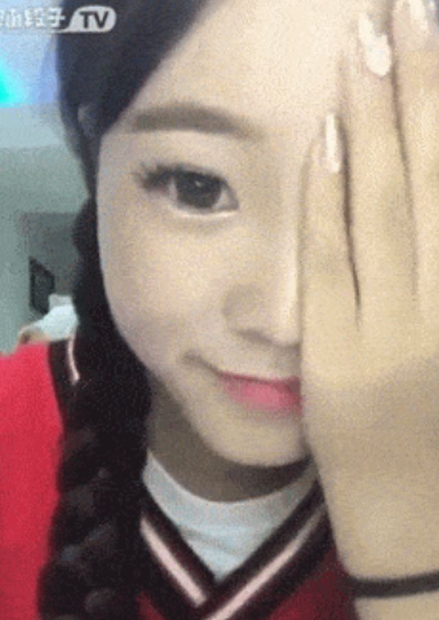 Acid GIFs, November 2 (25 gifs)