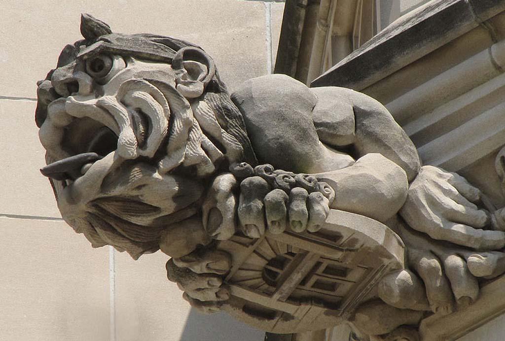 Beautiful Gargoyles From Around The World (24 pics)