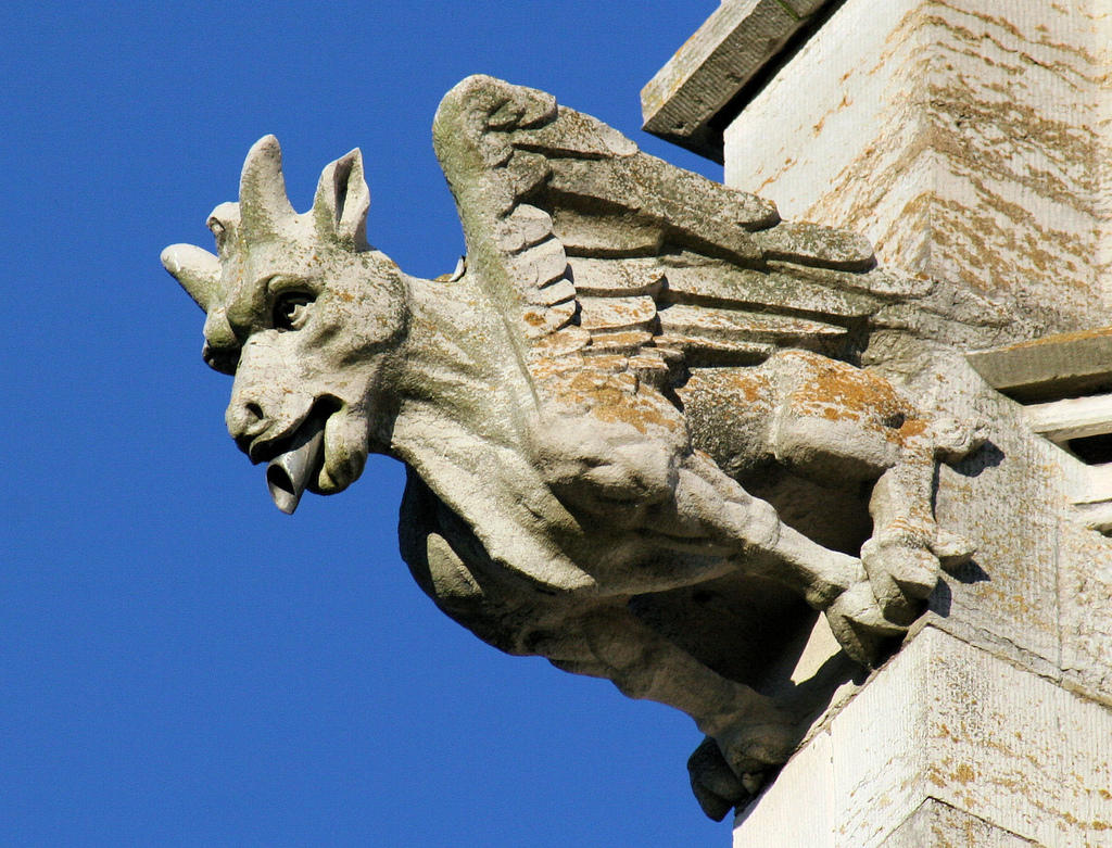 Beautiful Gargoyles From Around The World (24 pics)