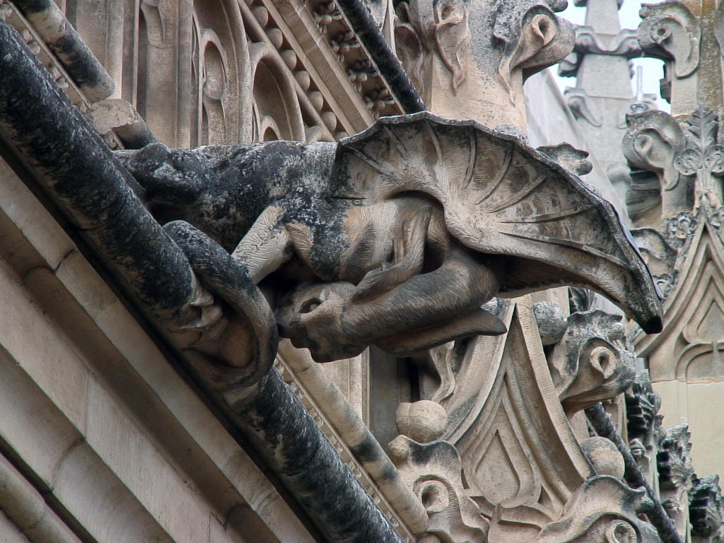 Beautiful Gargoyles From Around The World (24 pics)