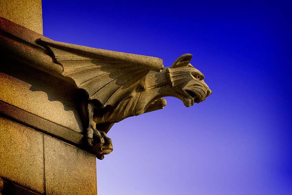 Beautiful Gargoyles From Around The World (24 pics)