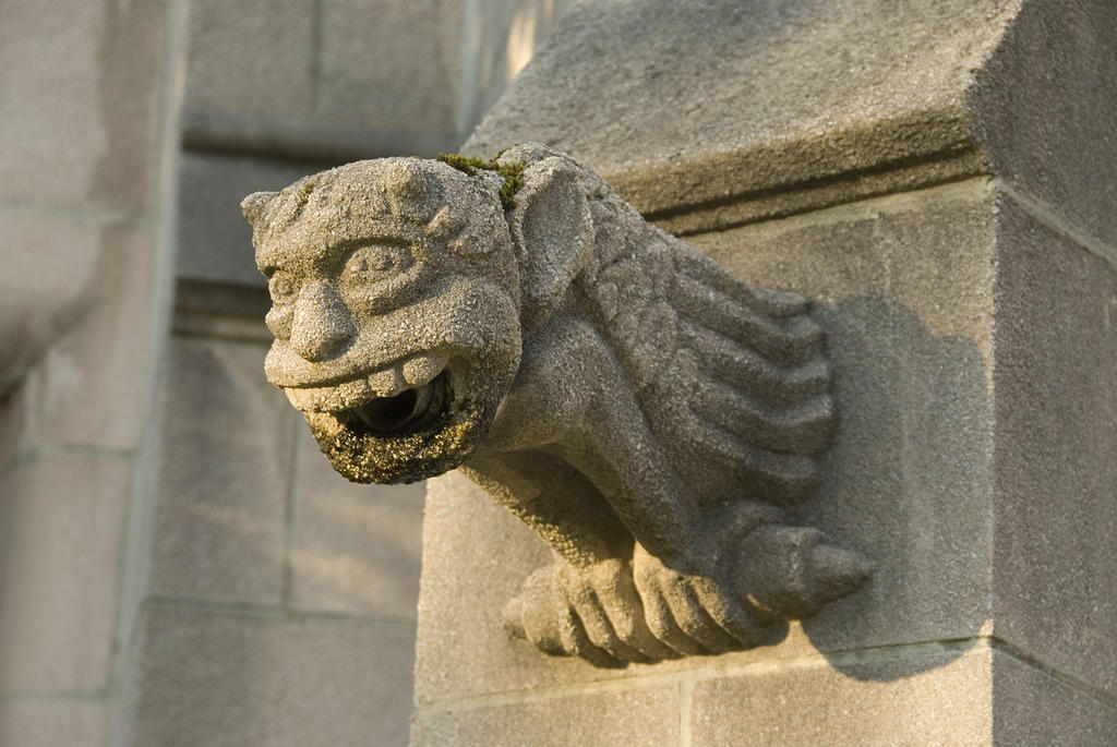 Beautiful Gargoyles From Around The World (24 pics)