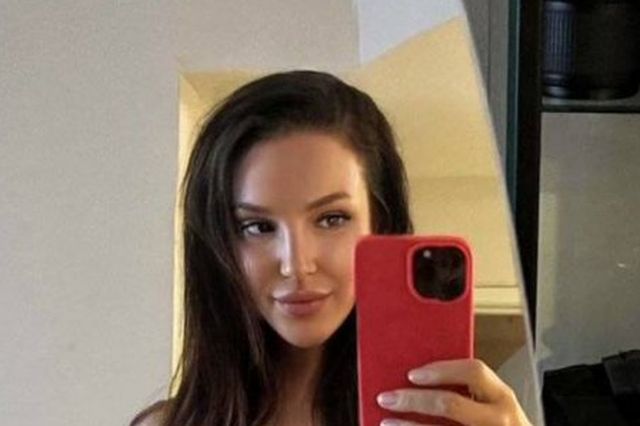 Selfie Girls (46 pics)