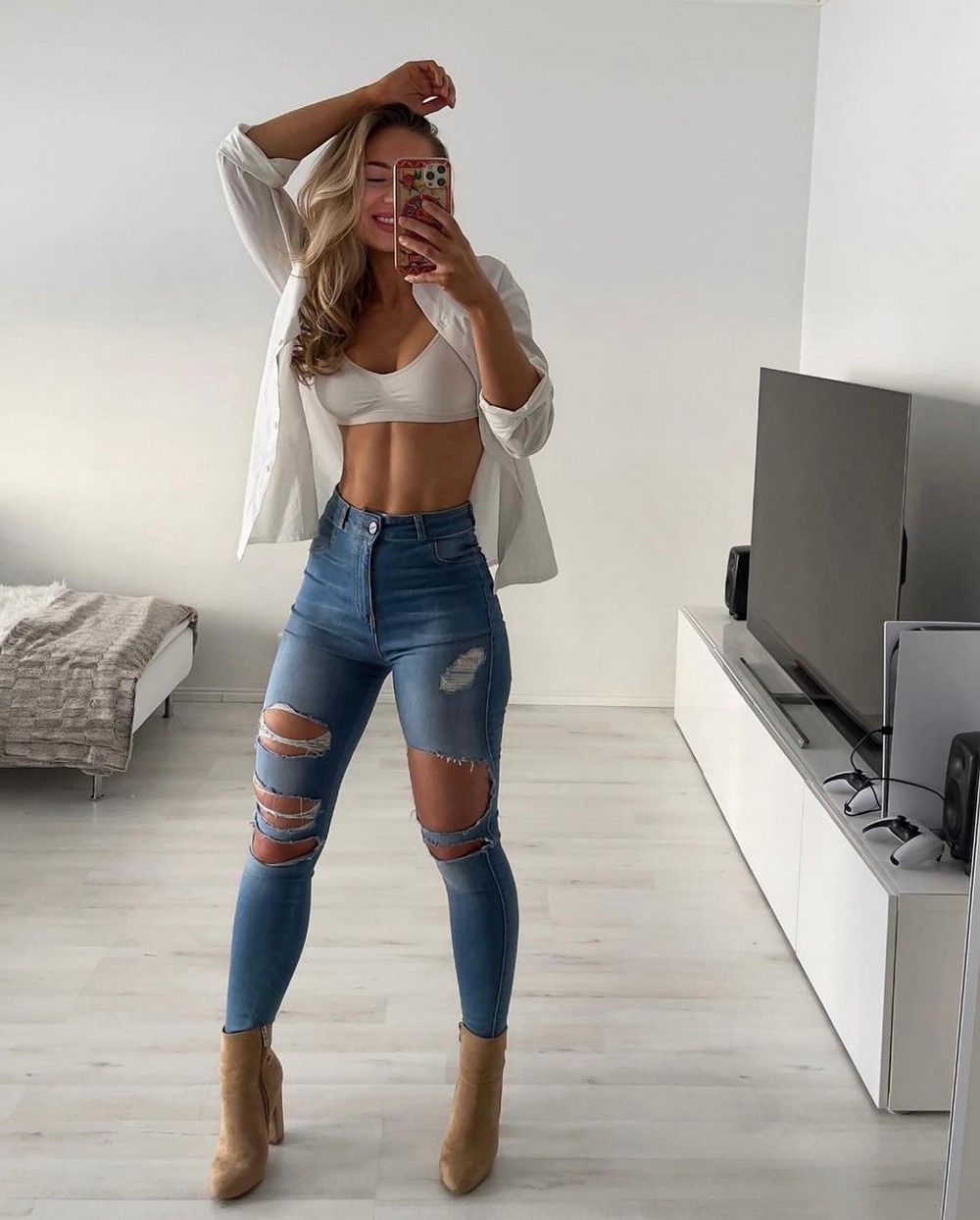 Girls In Tight Jeans (20 pics)
