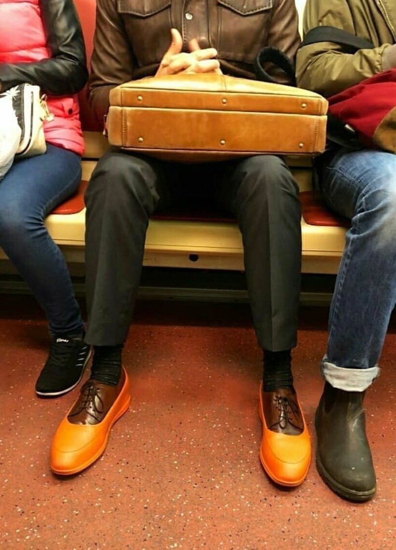 Weird People In The Subway (19 pics)