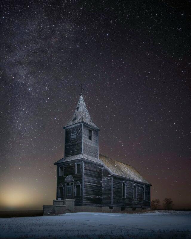 Beautiful Abandoned Places (22 pics)
