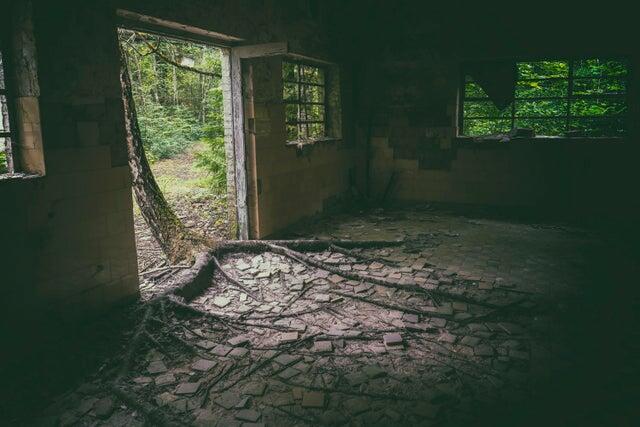 Beautiful Abandoned Places (22 pics)