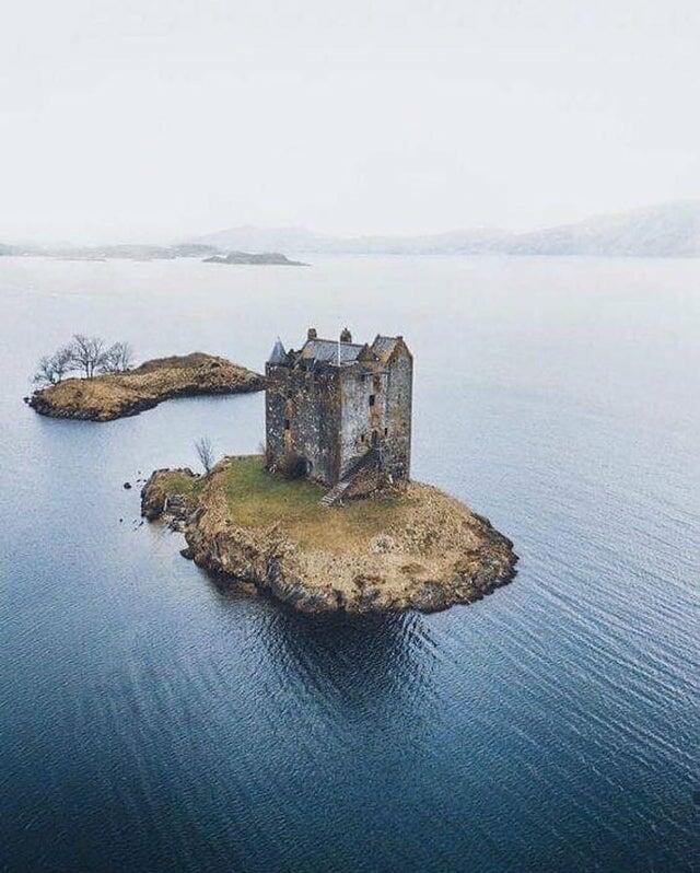 Beautiful Abandoned Places (22 pics)