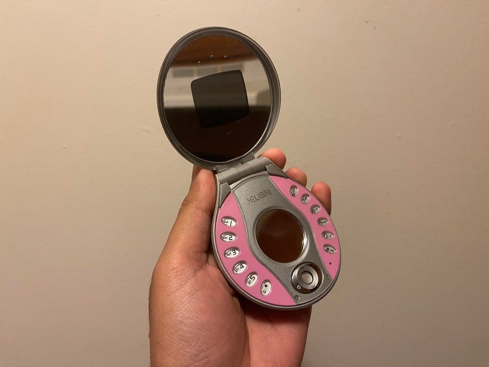 Unusual Phones From The Past (31 pics)