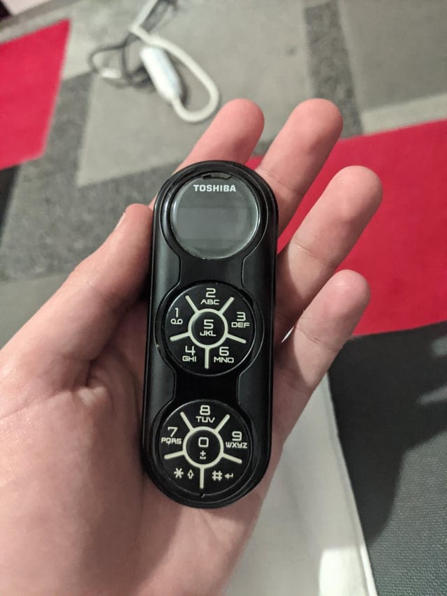 Unusual Phones From The Past (31 pics)