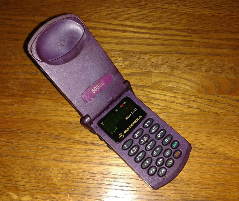 Unusual Phones From The Past (31 pics)