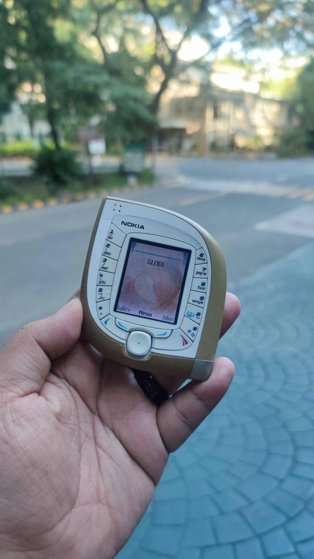 Unusual Phones From The Past (31 pics)