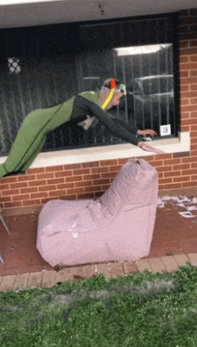 Acid GIFs, November 21 (25 gifs)