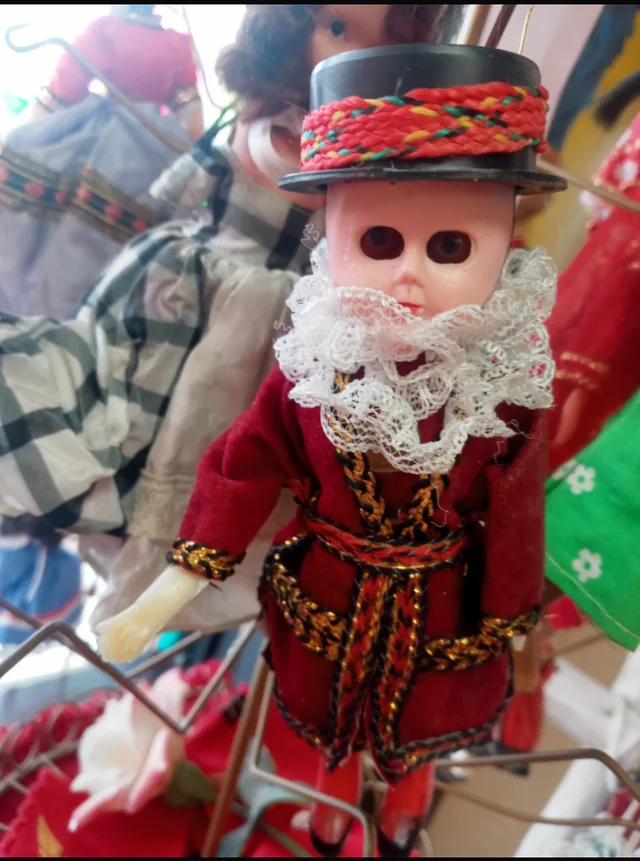 Creepy Toys (17 pics)