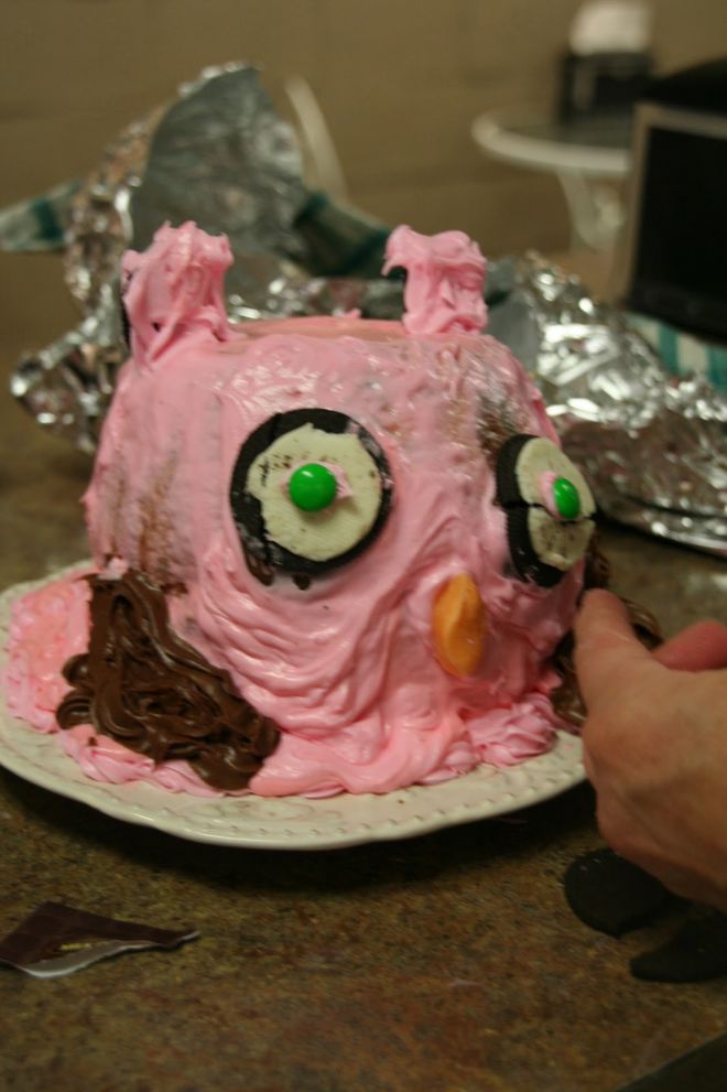 Creepy Cakes (27 pics)