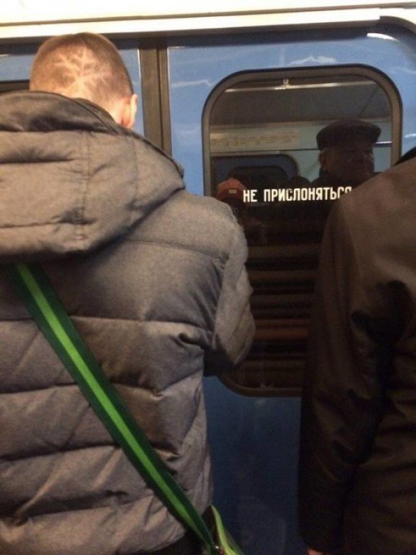 They Need To Change Stylist (20 pics)