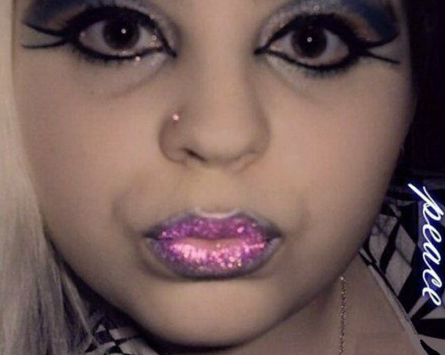 They Need To Change Stylist (20 pics)