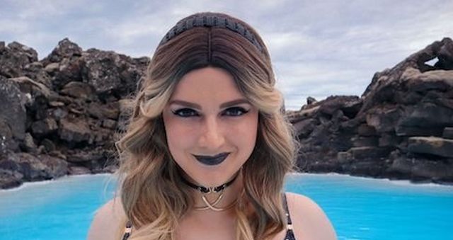 Attractive Girls (26 pics)