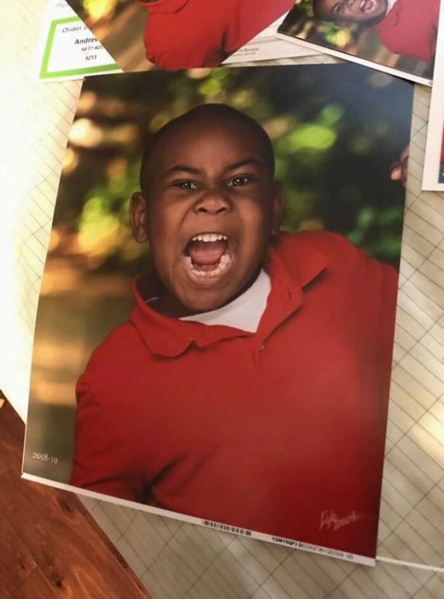 Awkward School Photos (20 pics)