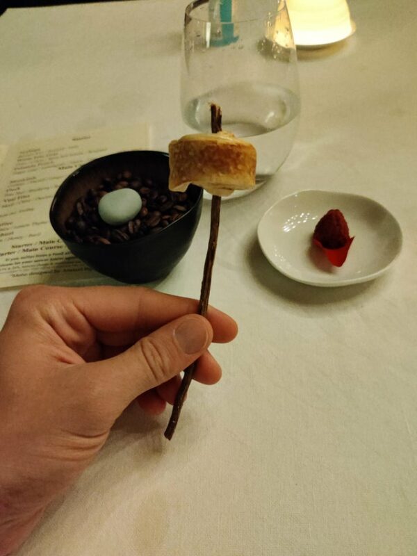 Odd Food Serving (22 pics)