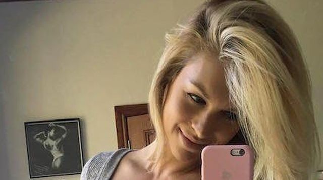 Braless Girls (20 pics)