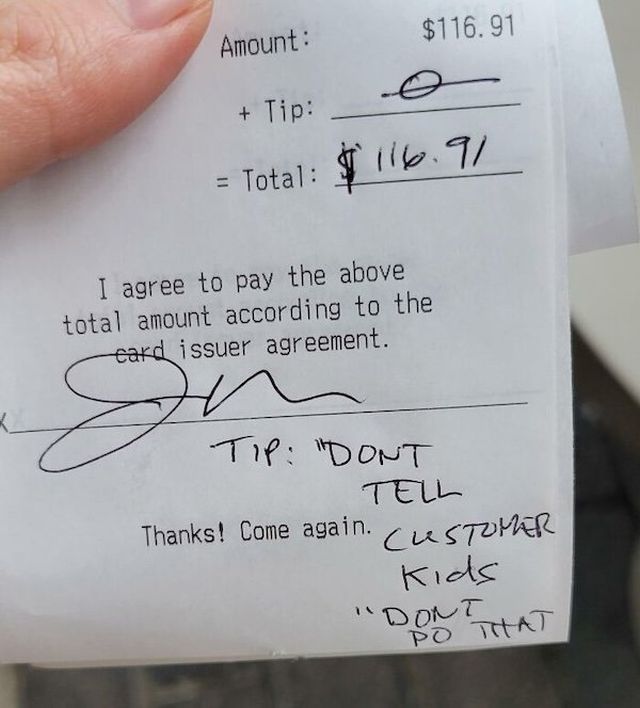 Horrible Restaurant Customers (24 pics)