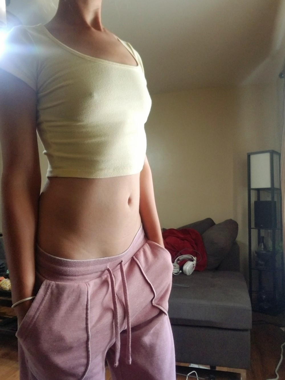 Braless Girls (25 pics)