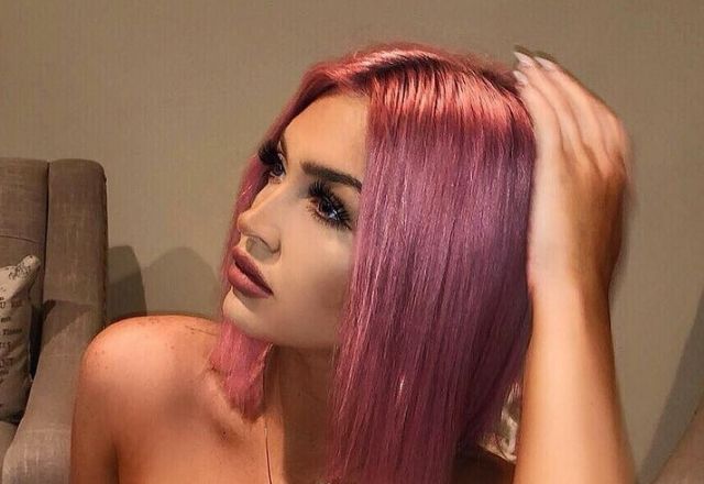 Girls In Tight Dresses (20 pics)