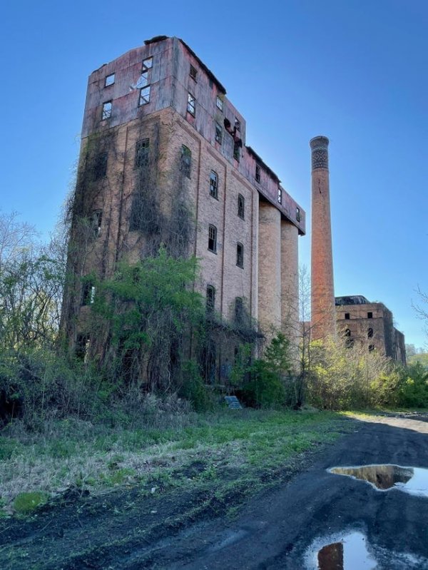 Amazing Abandoned Places (28 pics)