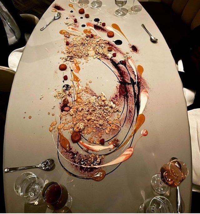 Weird Food Serving (22 pics)
