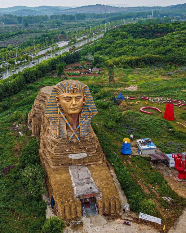 Amazing Abandoned Places (28 pics)