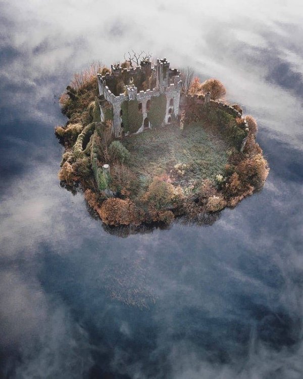 Amazing Abandoned Places (28 pics)