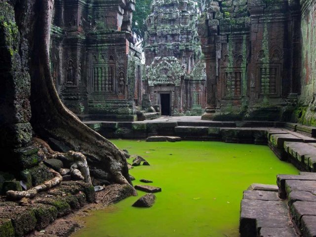 Amazing Abandoned Places (28 pics)
