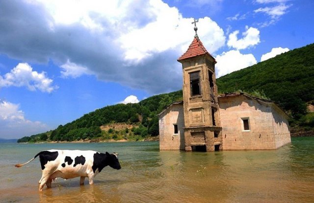 Amazing Abandoned Places (28 pics)