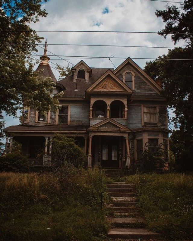 Amazing Abandoned Places (28 pics)