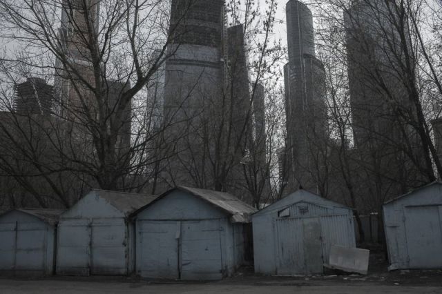 Strange Russian Contrasts (17 pics)