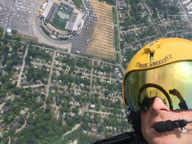 Bad Time For A Photo (24 pics)