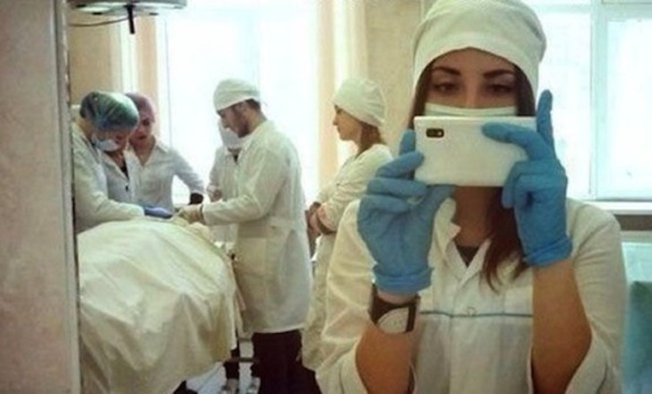 Bad Time For A Photo (24 pics)
