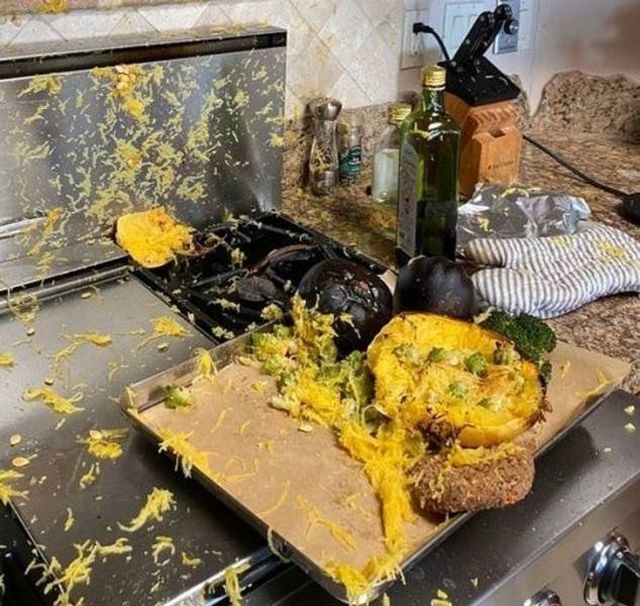 These People Shouldn't Be Allowed In The Kitchen (17 pics)